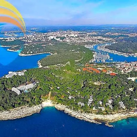 Hotel 898 Pula