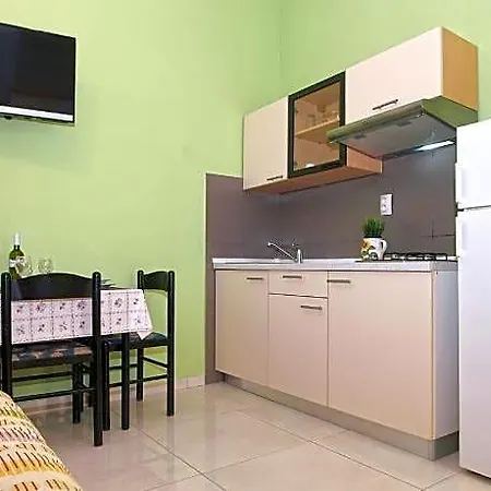 Hotel 898 Pula